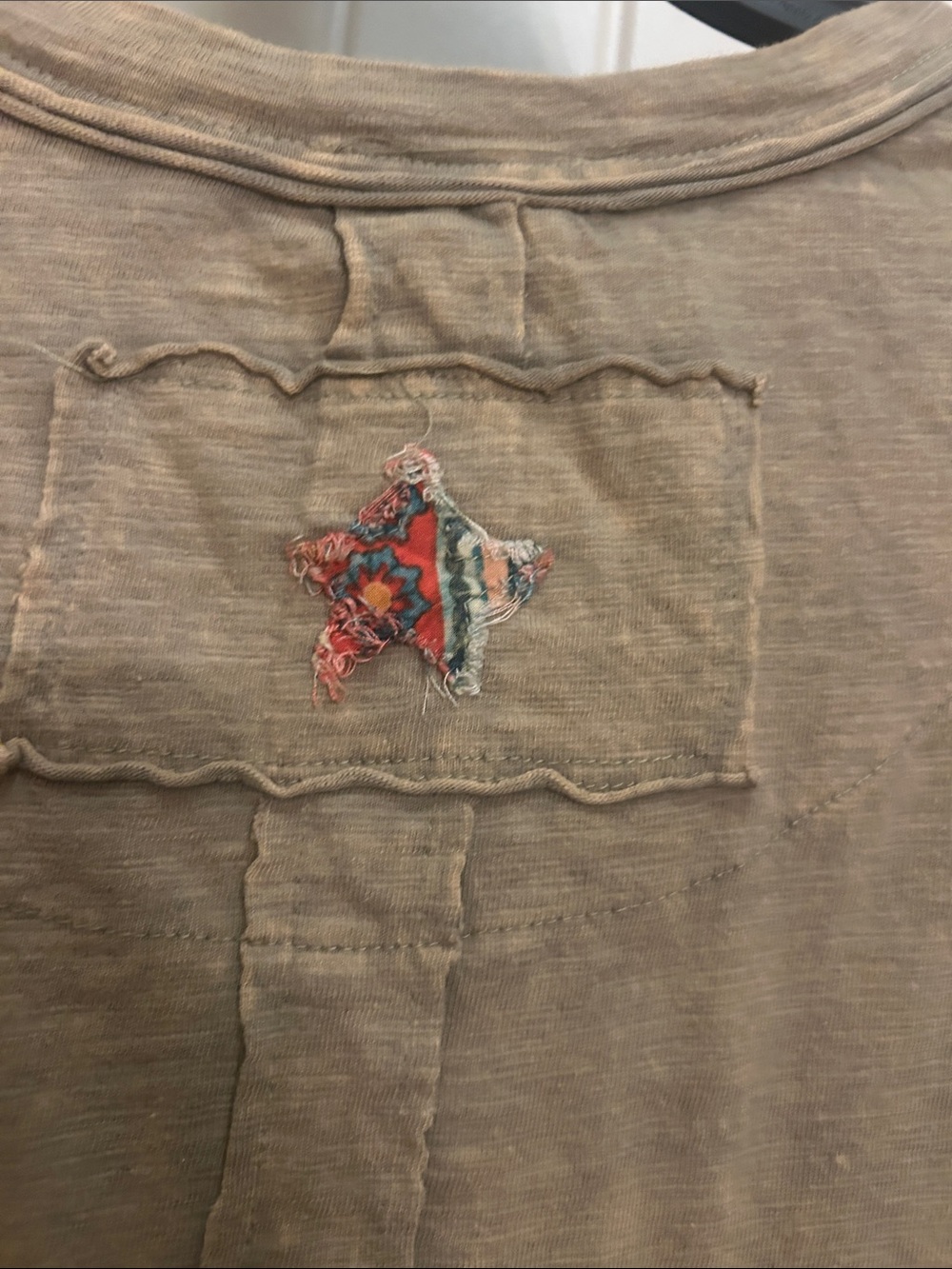 Oli & Hali Olive Green Sweatshirt with Peach Star Appliqué - Picture 6 of 6